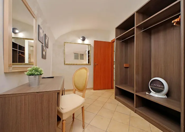 Gallery Apartment *